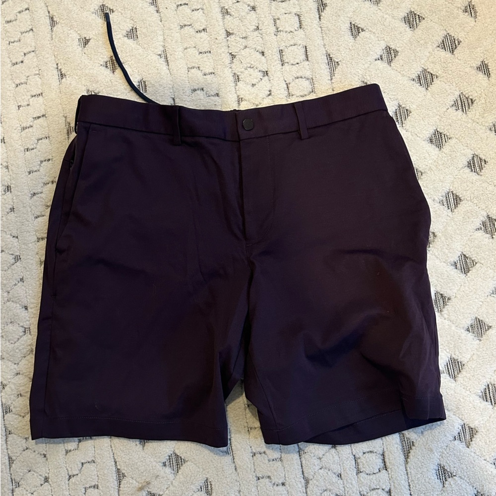 BANANA REPUBLIC - Men’s Luxe City Short Size 32